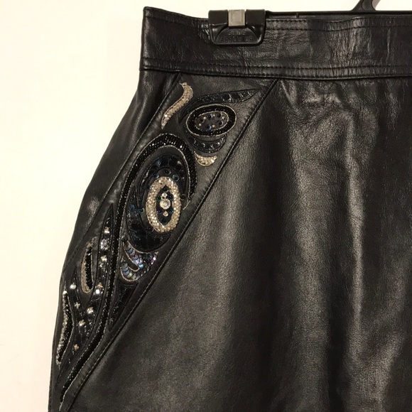 Vintage sequins embellishment leather skirt - Picture 2 of 10